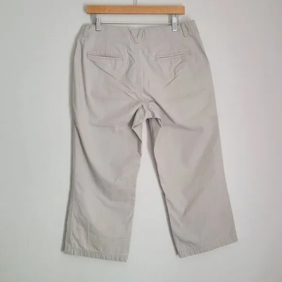 Columbia Women’s Capri Pants Size 10 Beige Small Stains Outdoor Hike Camp Travel - Picture 2 of 11